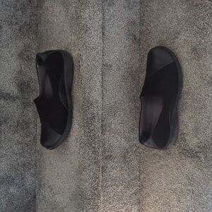 Abeo black shoes